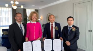Megállapodás a Széchenyi István Egyetem és a Huawei között